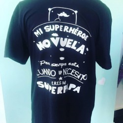 CAMISETA PAPÁ SUPERHEROE